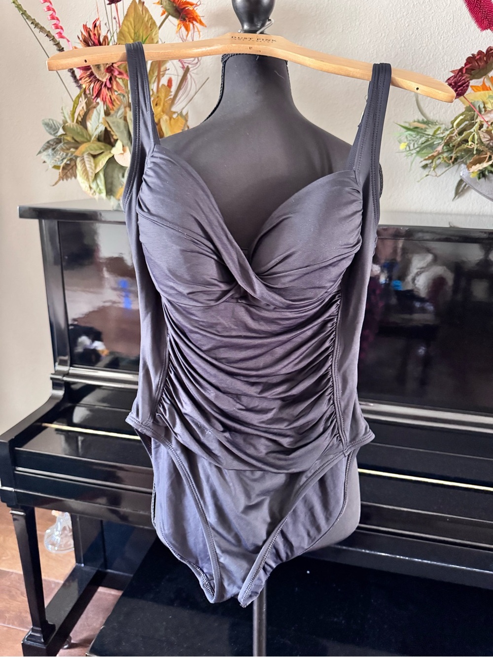 La Blanca Island Goddess One Piece Swimsuit
